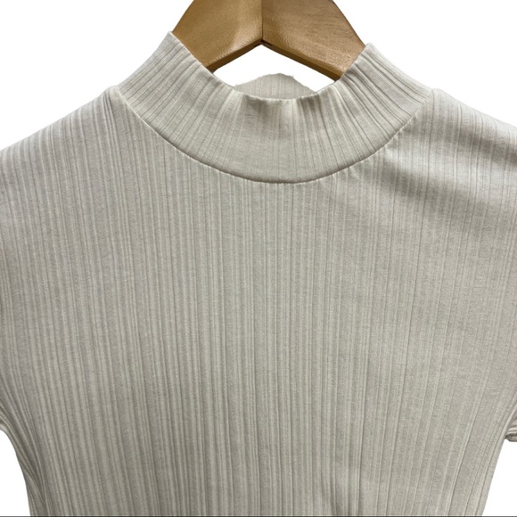Vince Beige Mock Neck Long Sleeve Top - Picture 3 of 6